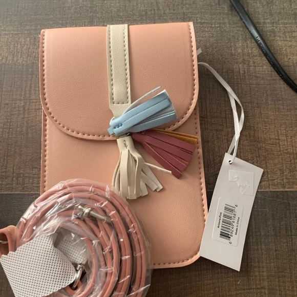 Wallet/Phone Case - Picture 1 of 3